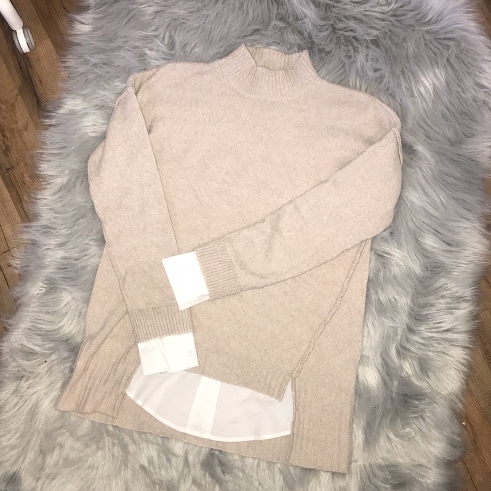 Beige/White Turtleneck Sweater